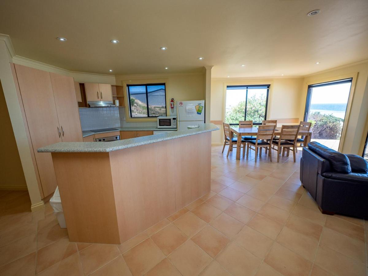 Cliff House Beachfront Villas Moonta Ngoại thất bức ảnh