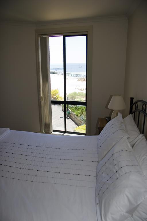 Cliff House Beachfront Villas Moonta Phòng bức ảnh